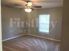 1713 NW Juanita Pl in Cape Coral, FL - Building Photo - Building Photo