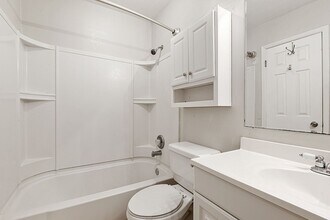 1878 Denver Dr in Baton Rouge, LA - Building Photo - Building Photo