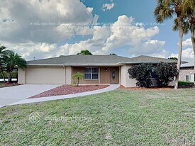 1534 Lagoon Rd in Lakeland, FL - Building Photo