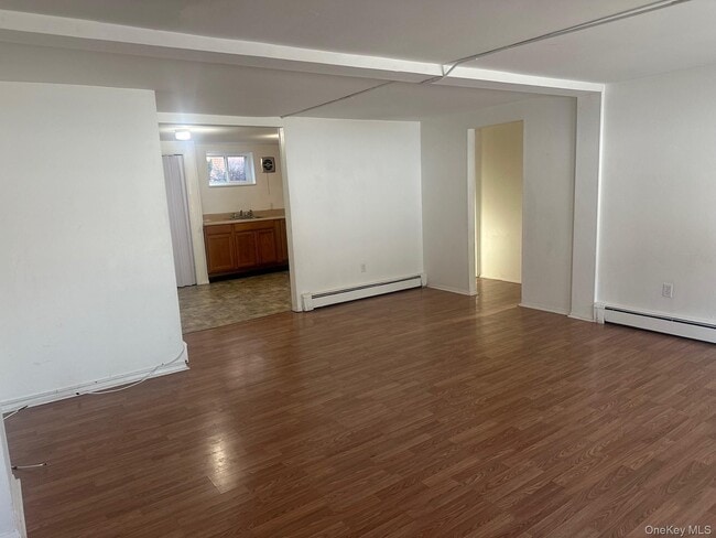 300 Ketchamtown Rd in Wappingers Falls, NY - Building Photo - Building Photo