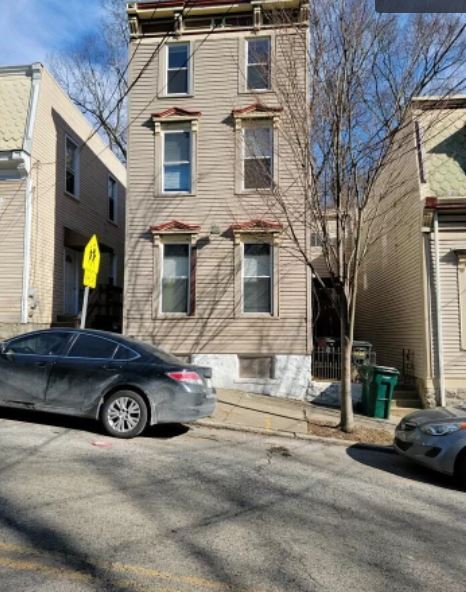 2234 Ravine St in Cincinnati, OH - Building Photo