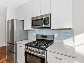 50 Follen, Unit Apt 302 in Cambridge, MA - Building Photo - Building Photo