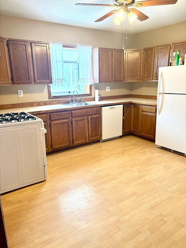 74 Vernon St, Unit Unit 1