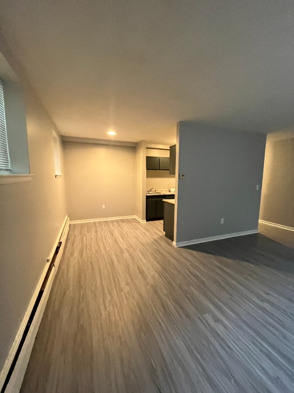 30 Gillett St