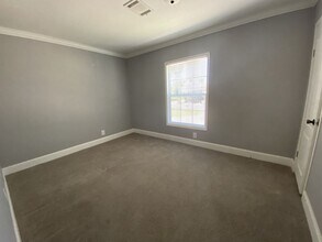 10 Gatehouse Ct in Daytona Beach, FL - Building Photo - Building Photo