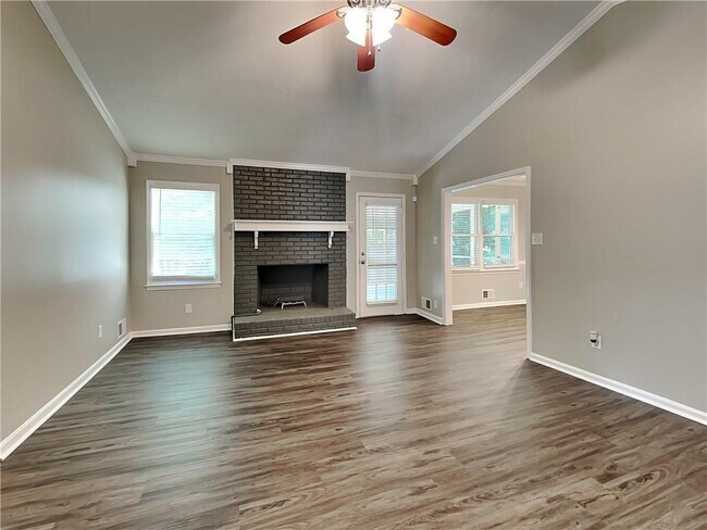 1464 Cherry Hill Rd SW in Conyers, GA - Building Photo - Building Photo