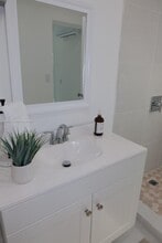 10450 SW 166th Terrace in Miami, FL - Building Photo - Building Photo