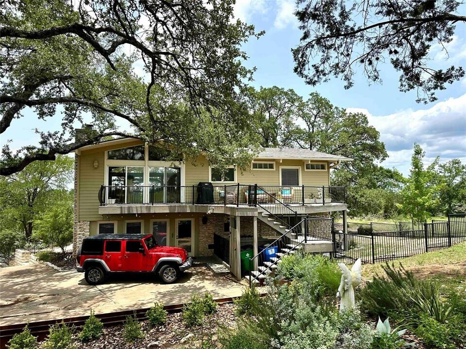 709 Sunfish St in Lakeway, TX - Building Photo