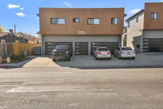 2120 Manhattan Beach Blvd in Redondo Beach, CA - Building Photo - Building Photo