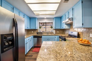 41685 Lima Hall Rd in Bermuda Dunes, CA - Building Photo
