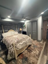16 Stream Bank Dr in Freehold, NJ - Building Photo - Building Photo