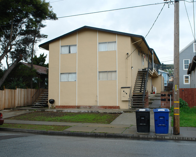 616 Railroad Ave in South San Francisco, CA - Building Photo - Building Photo