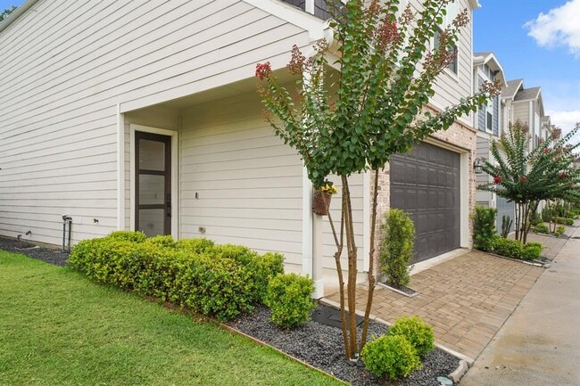 1505 Canter Bayou Way in Houston, TX - Building Photo - Building Photo