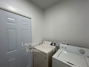 230 E Lister St in Shreveport, LA - Building Photo - Building Photo