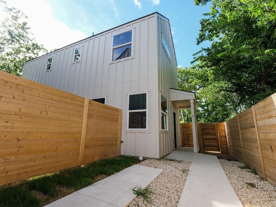 6714 Canal St in Austin, TX - Building Photo