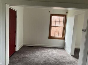 832 Vankirk St in Clairton, PA - Building Photo - Building Photo