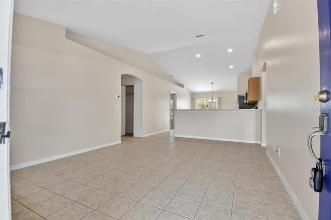 83 Lynbrook Dr in Palm Coast, FL - Building Photo - Building Photo