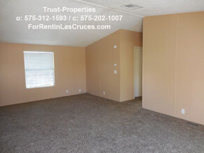 4216 N Charles St in Las Cruces, NM - Building Photo - Building Photo