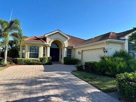 137 Medici Terrace in Venice, FL - Building Photo