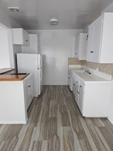 1150 Manhattan Beach Blvd in Manhattan Beach, CA - Building Photo - Building Photo