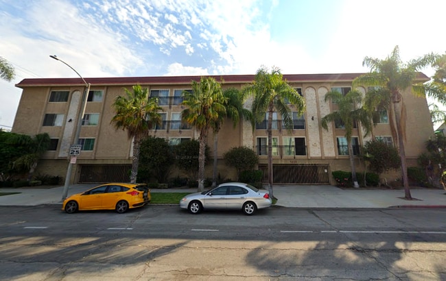 property at 5959 E Naples Plaza