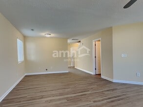 1836 Chatfield Dr in High Point, NC - Building Photo - Building Photo