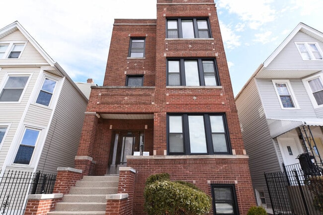 property at 2935 N Lawndale Ave