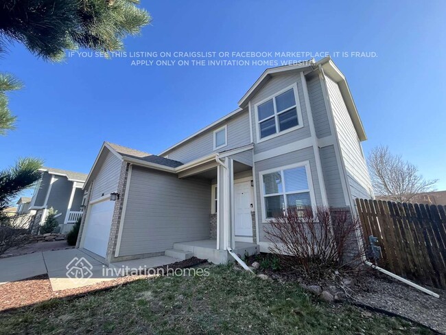 7146 Grand Prairie Dr in Colorado Springs, CO - Foto de edificio - Building Photo
