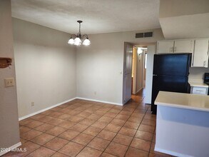 455 N Tegner St-Unit -2 in Wickenburg, AZ - Foto de edificio - Building Photo