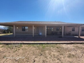 7808 Chinle Dr in Golden Valley, AZ - Building Photo - Building Photo