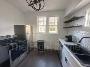 3021 Harney St in Omaha, NE - Building Photo - Building Photo