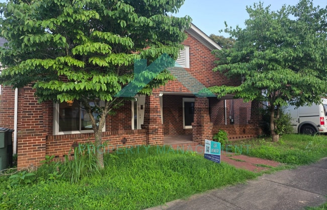 property at 113 S 2nd Ave