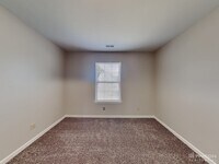 903 Moonlight Ct photo'