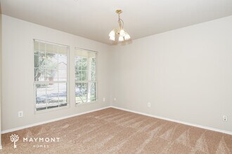 6014 Bronco Way in San Antonio, TX - Building Photo - Building Photo