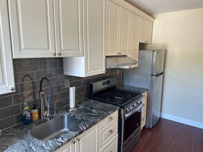 9 Wallingford Rd in Boston, MA - Building Photo - Building Photo