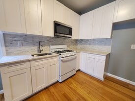 149 Myrtle Ave, Unit 2 in Jersey City, NJ - Building Photo