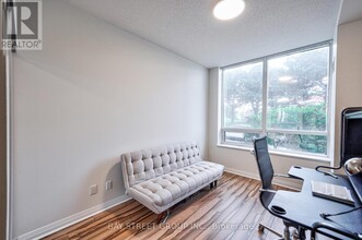 55-155 Eglinton Ave W in Mississauga, ON - Building Photo - Building Photo