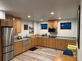 1474 NW Fresno Ave in Bend, OR - Building Photo