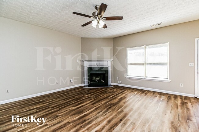 6014 Centennial Run in College Park, GA - Building Photo - Building Photo