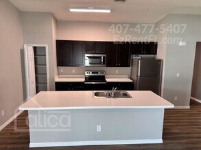 3010 7th St SW in Lehigh Acres, FL - Building Photo - Building Photo