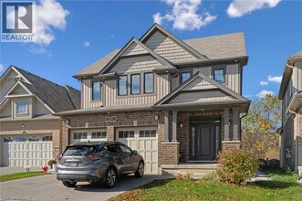 556 Netherwood Cres in Kitchener, ON - Building Photo - Building Photo