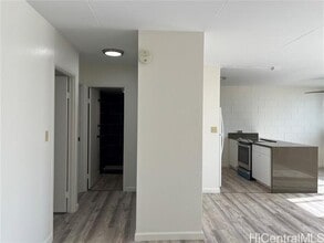 95-021 Kuahelani Ave in Mililani, HI - Foto de edificio - Building Photo