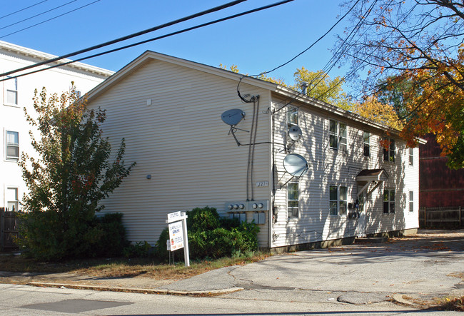 127 Union St in Manchester, NH - Building Photo - Building Photo