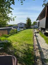1832 Dare Ave, Unit 4 in Anchorage, AK - Building Photo - Building Photo