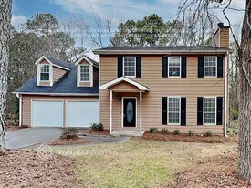 1835 Red Rose Ln in Loganville, GA - Building Photo