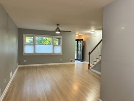 758 2nd St in Dunellen, NJ - Building Photo