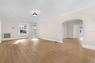 2302 12th St N in St. Petersburg, FL - Foto de edificio - Building Photo