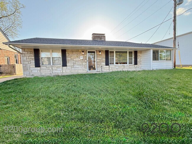 property at 913 Blossom Ln