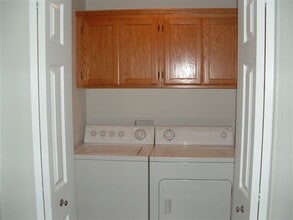 1329 Abby Ln in Grants Pass, OR - Building Photo - Building Photo