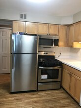 480 Fox Hills Dr S in Bloomfield Township, MI - Building Photo - Building Photo